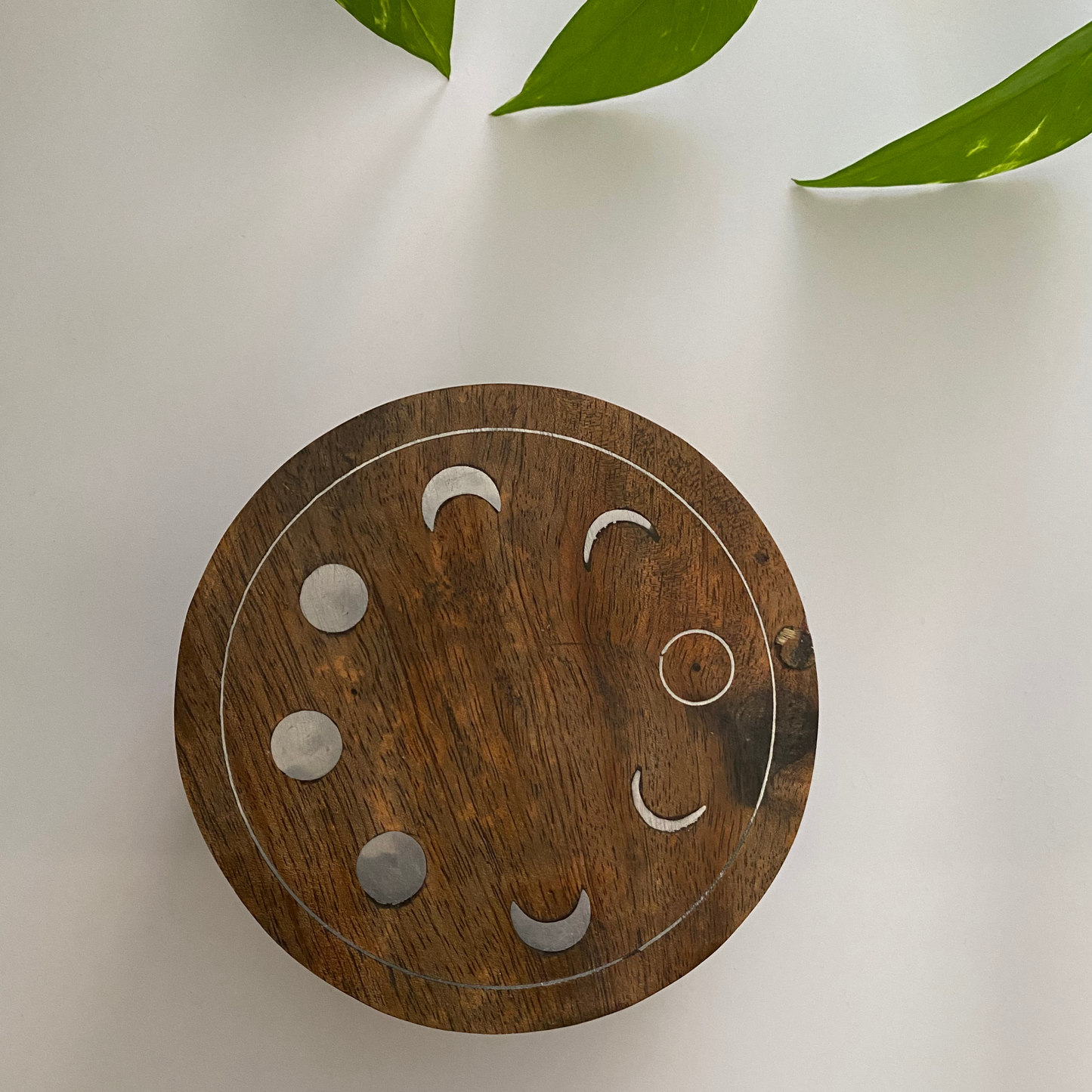 Chandra Kala Moon Phase Round Wood Jewellery Keepsake Storage Box - Aksa