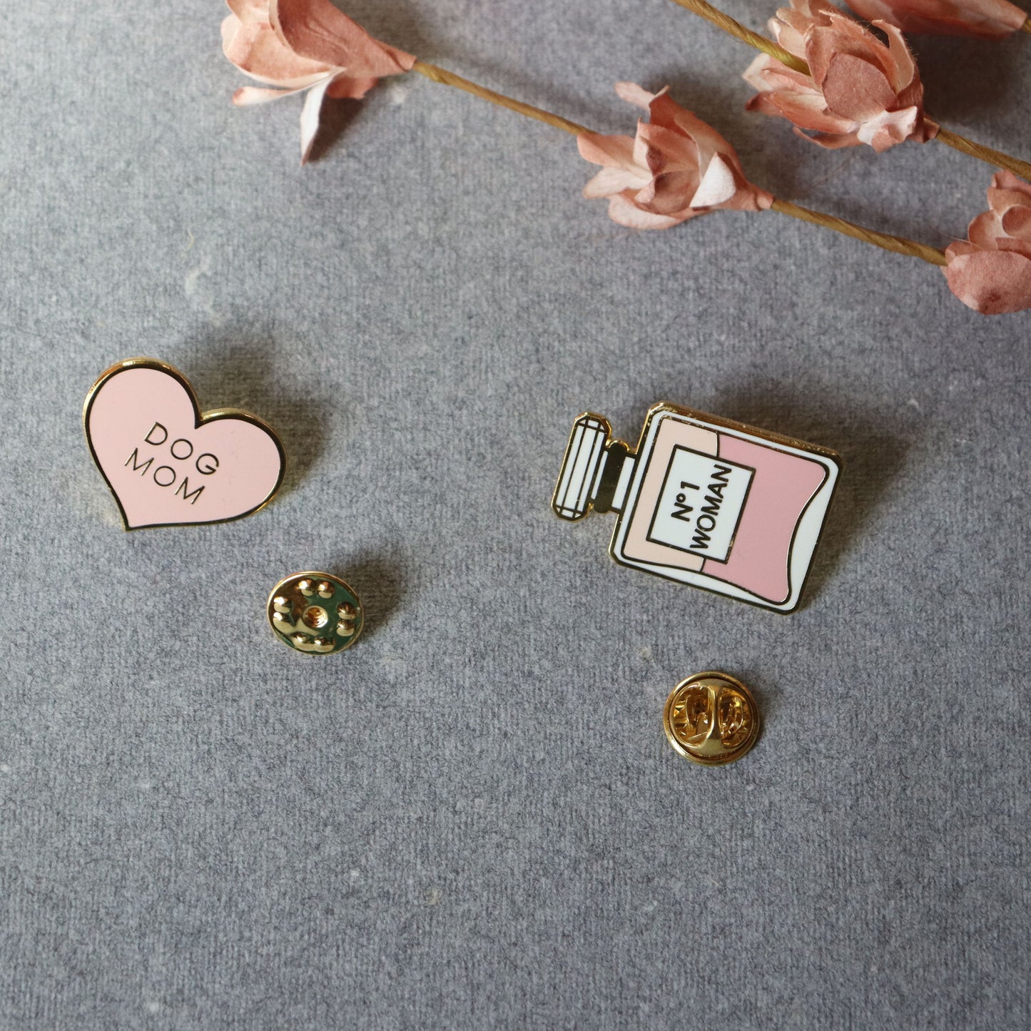 Dog Mom Pink Heart Enamel Brooch - Pet Parent Jewelry, Lapel, Pin Badge - Aksa Home Decor