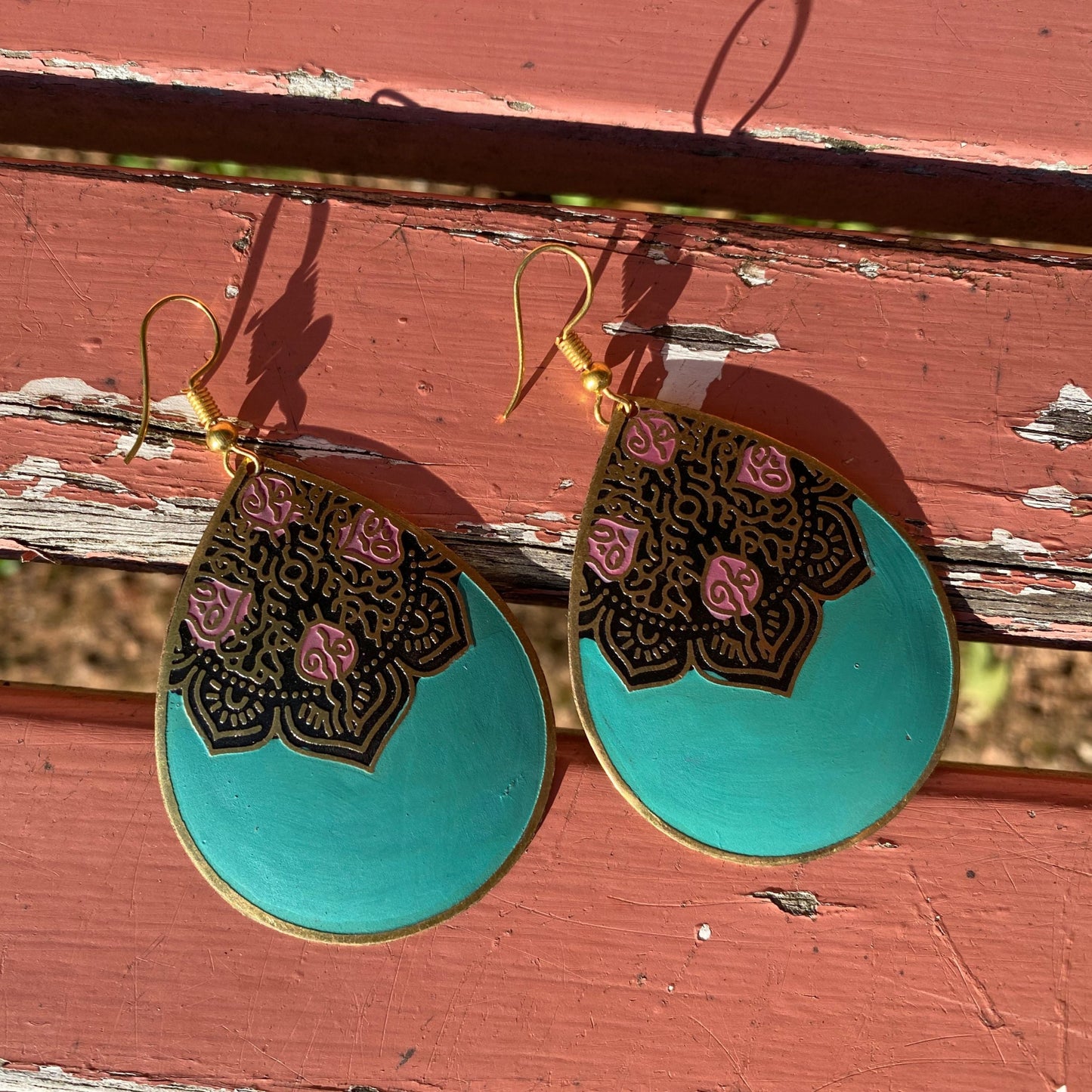 Turquoise Teardrop Earrings - Black & Pink Motif, Brass - Aksa