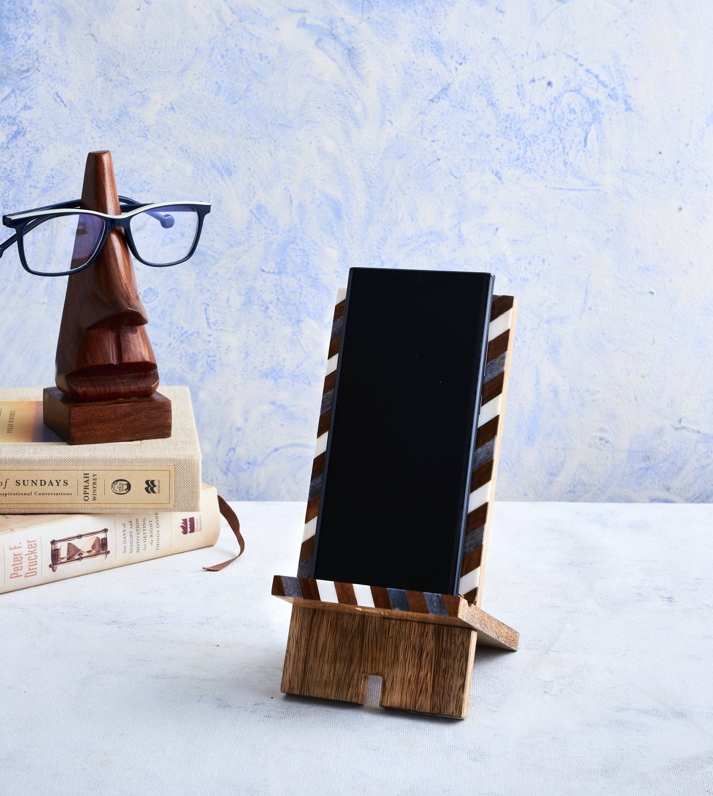 Nandi Smart Phone Dock - Grey, White and Brown - Aksa