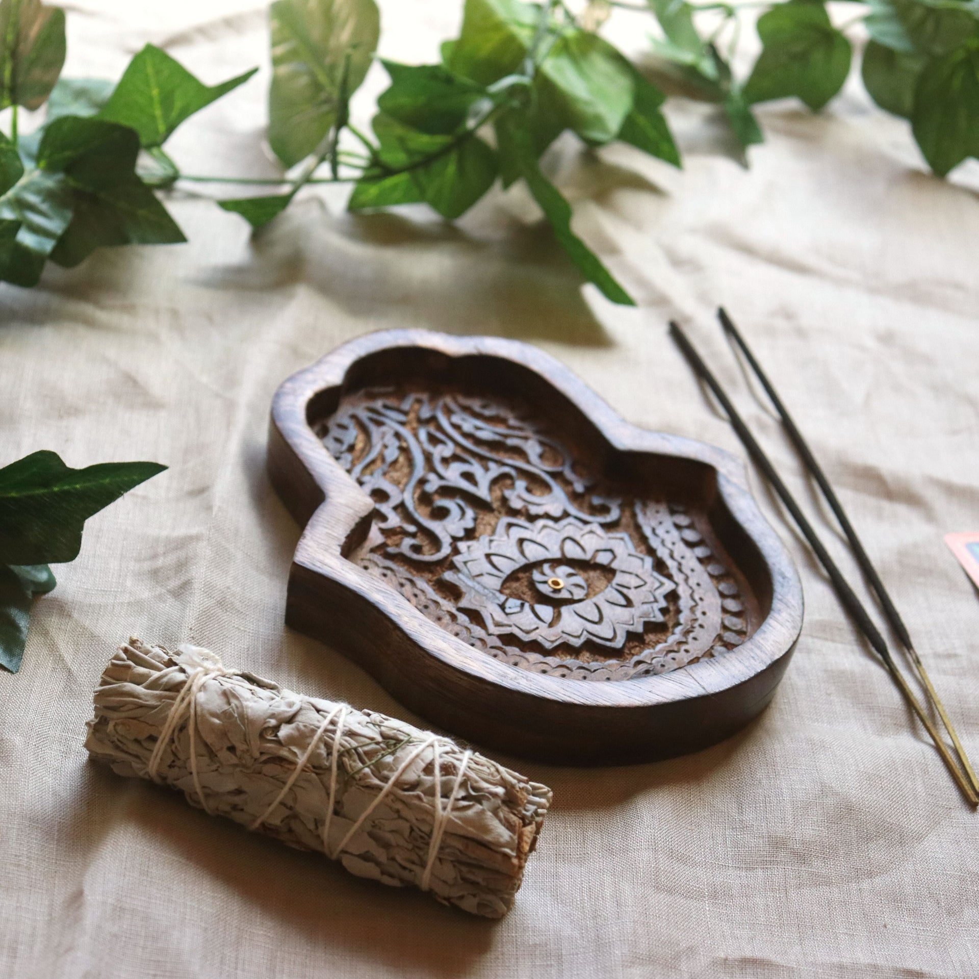 Why a Wooden Incense Holder is the Perfect Addition to Your