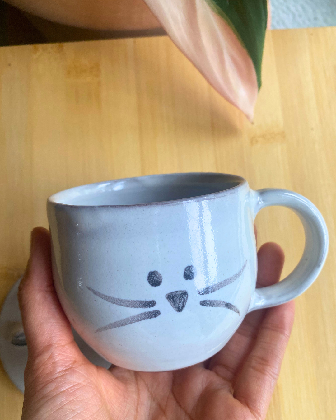 Ceramic Cat Mug with Removable Lid - Handcrafted - Aksa Home Decor 
