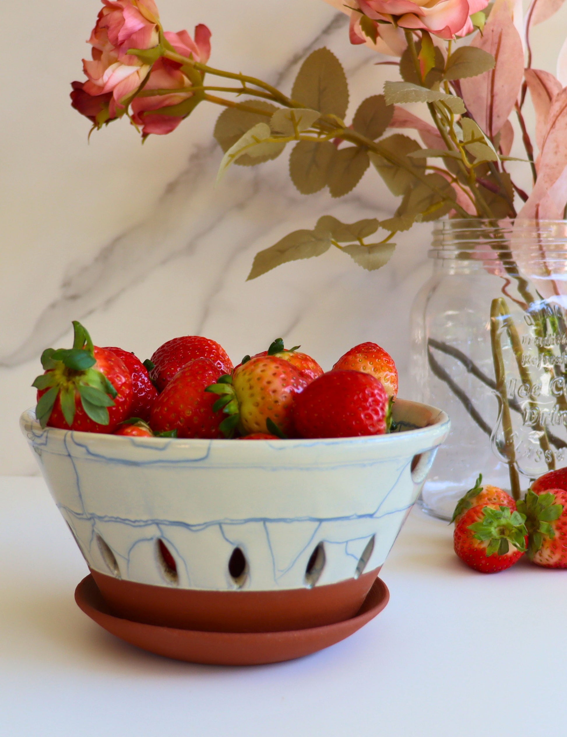 Handcrafted Ceramic Berry Bowl with Terracotta Tray – Blue Crackle Glaze - Aksa Home Decor 