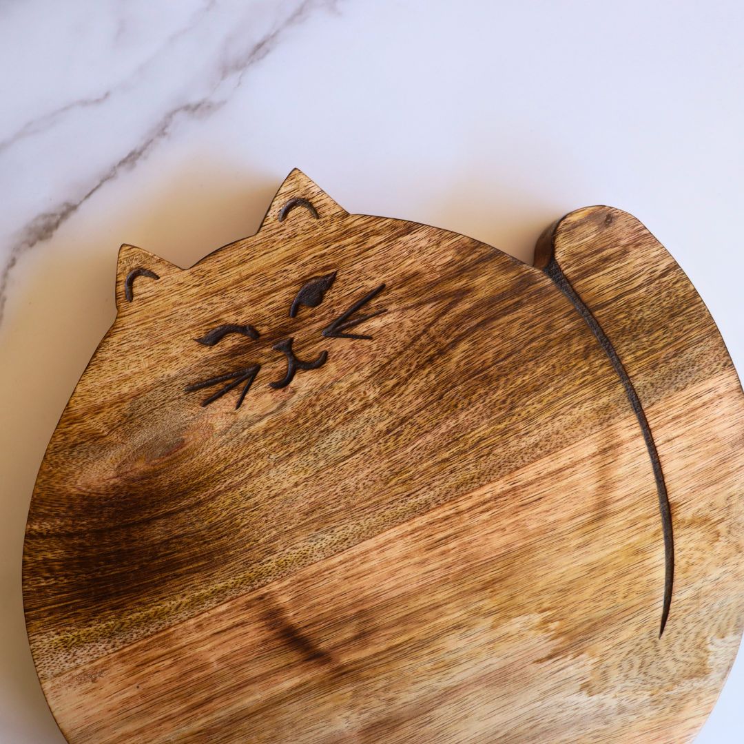 Mango Wood Chopping, Cheese & Charcuterie Bread Board - Winking Cat