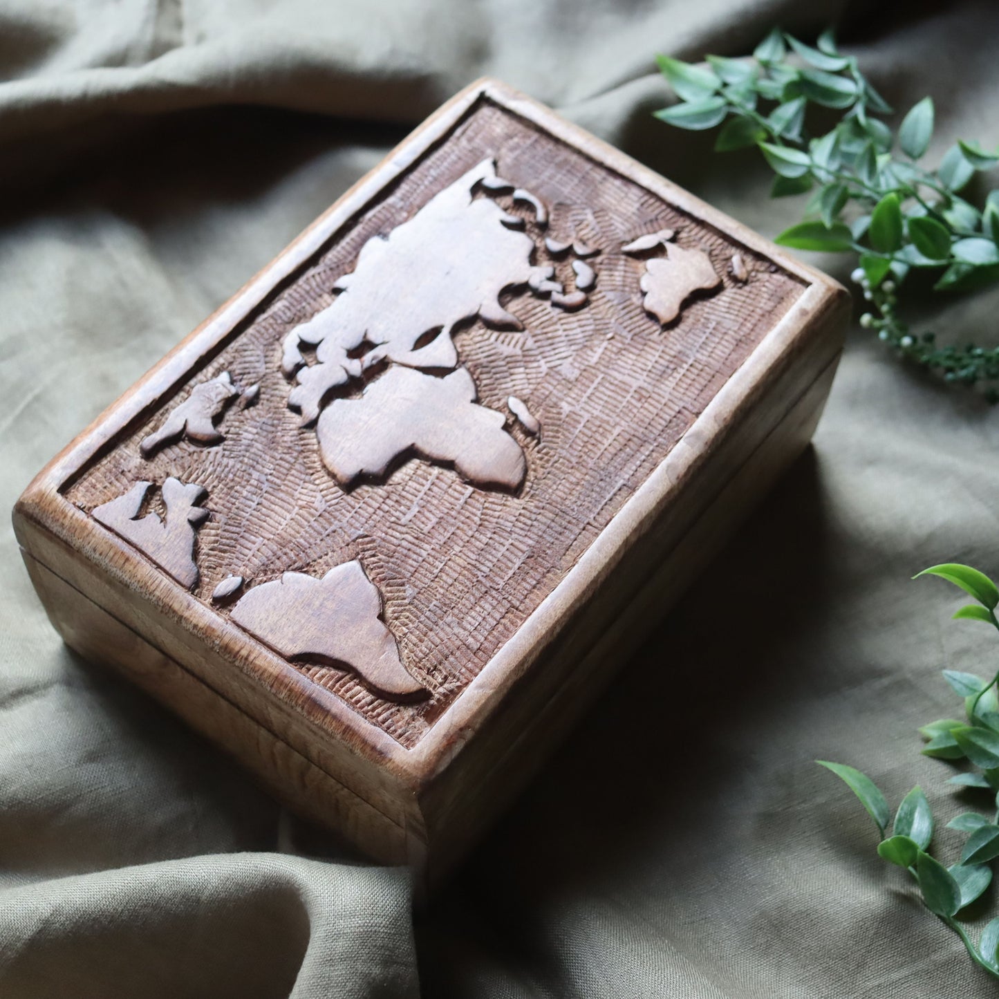 World Map Keepsake Jewellery Box - Wood, Engraved, Rectangle - Aksa Home Decor 