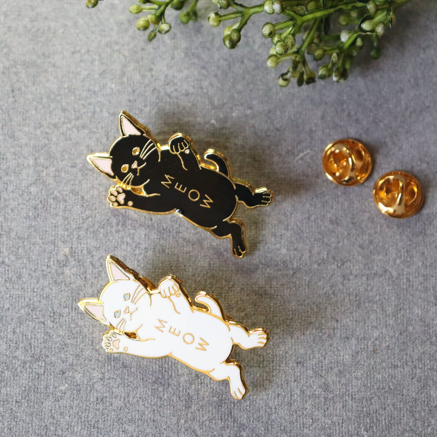 White Cat Pin Enamel - Meow Brooch, Feline Lapel, Animal Badge for Shirt, Backpack Bag - Aksa Home Decor 