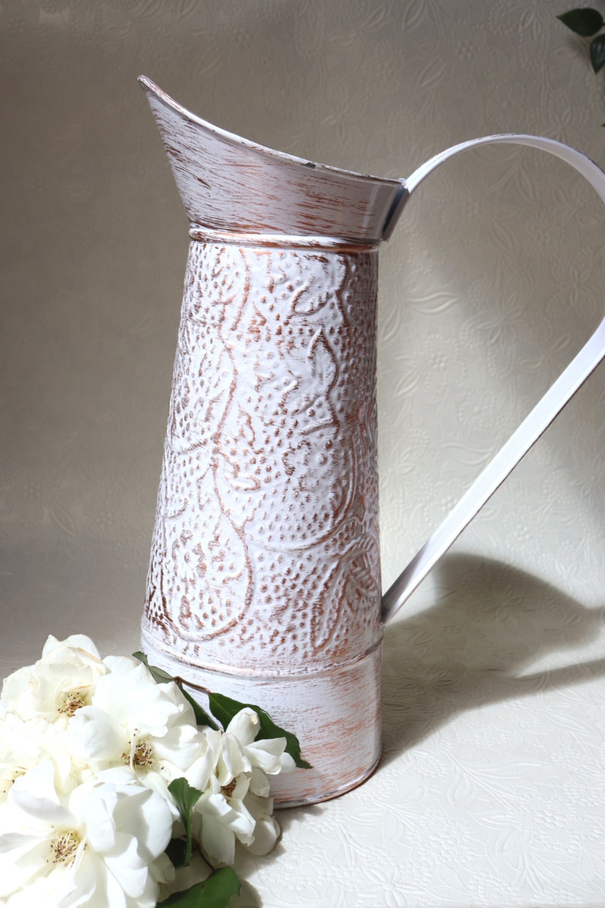 White Watering Metal Can/Jug - Copper finish, 32.5 cm, 3 Litres, Plant Lover Gift - Aksa Home Decor 