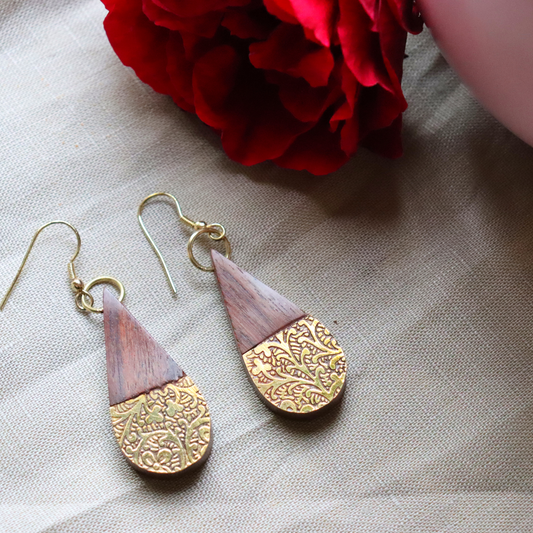 Wood and Brass Chic Earrings - Dangle, Teardrop, Brass filigree, Surekha - Aksa Home Decor 